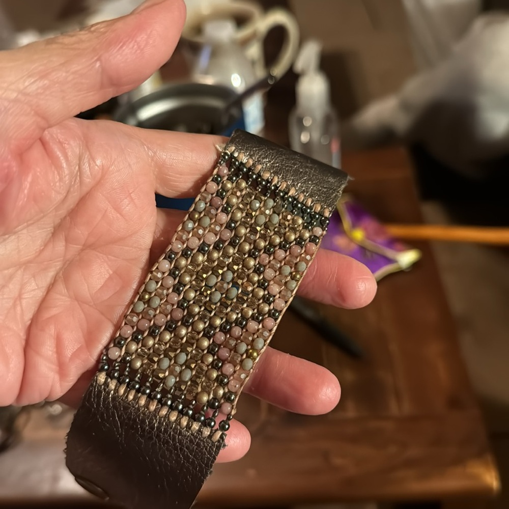 Beaded bracelet size 6 1/2 to 7